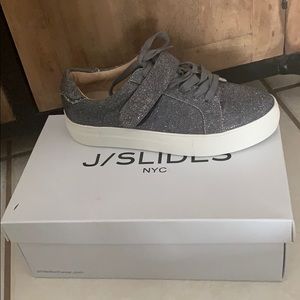 J/Slides Audrey Pewter Glitter Platform Sneaker 8M